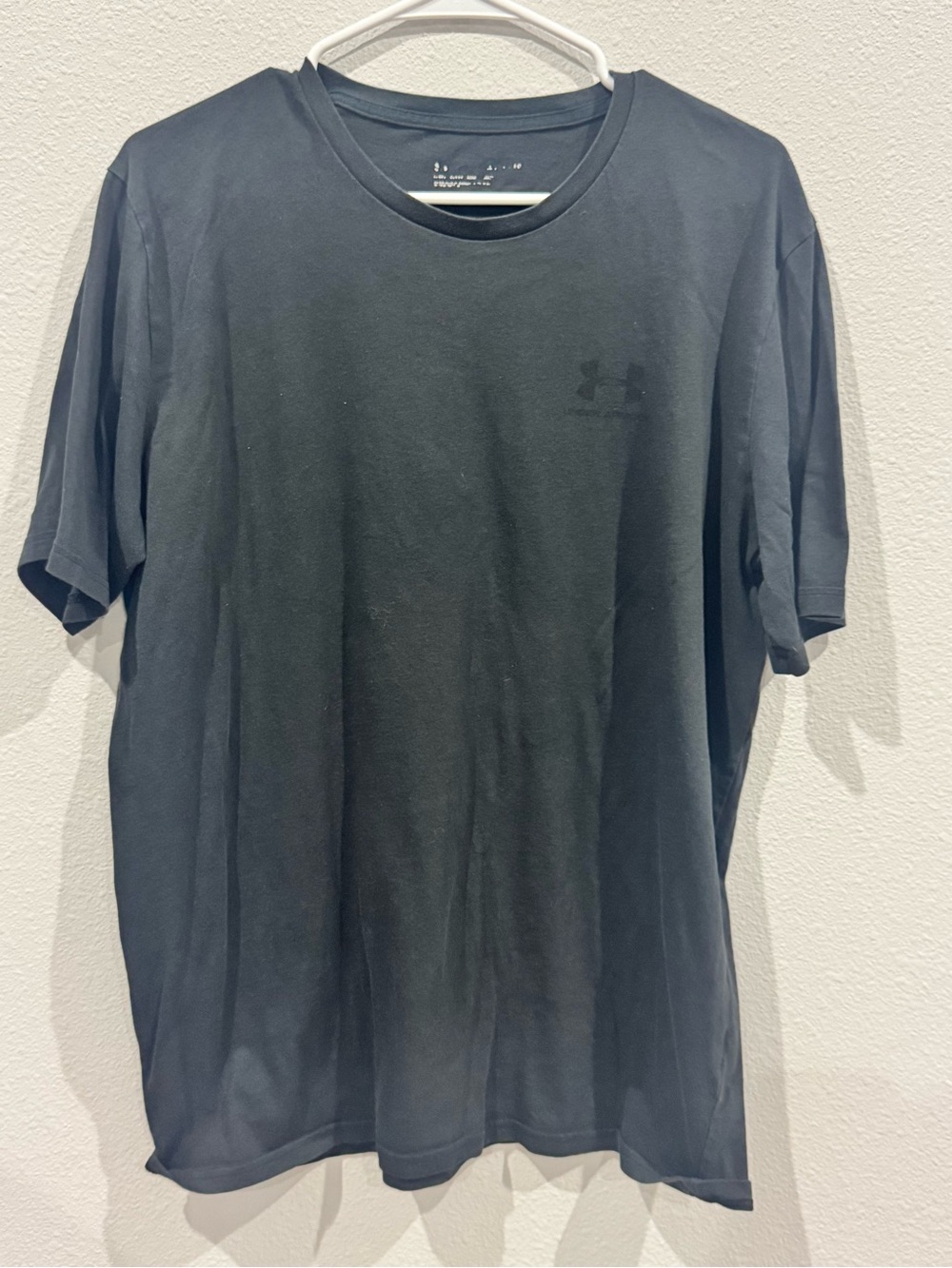 Under Armour Men's Black Short Sleeve Performance Tee